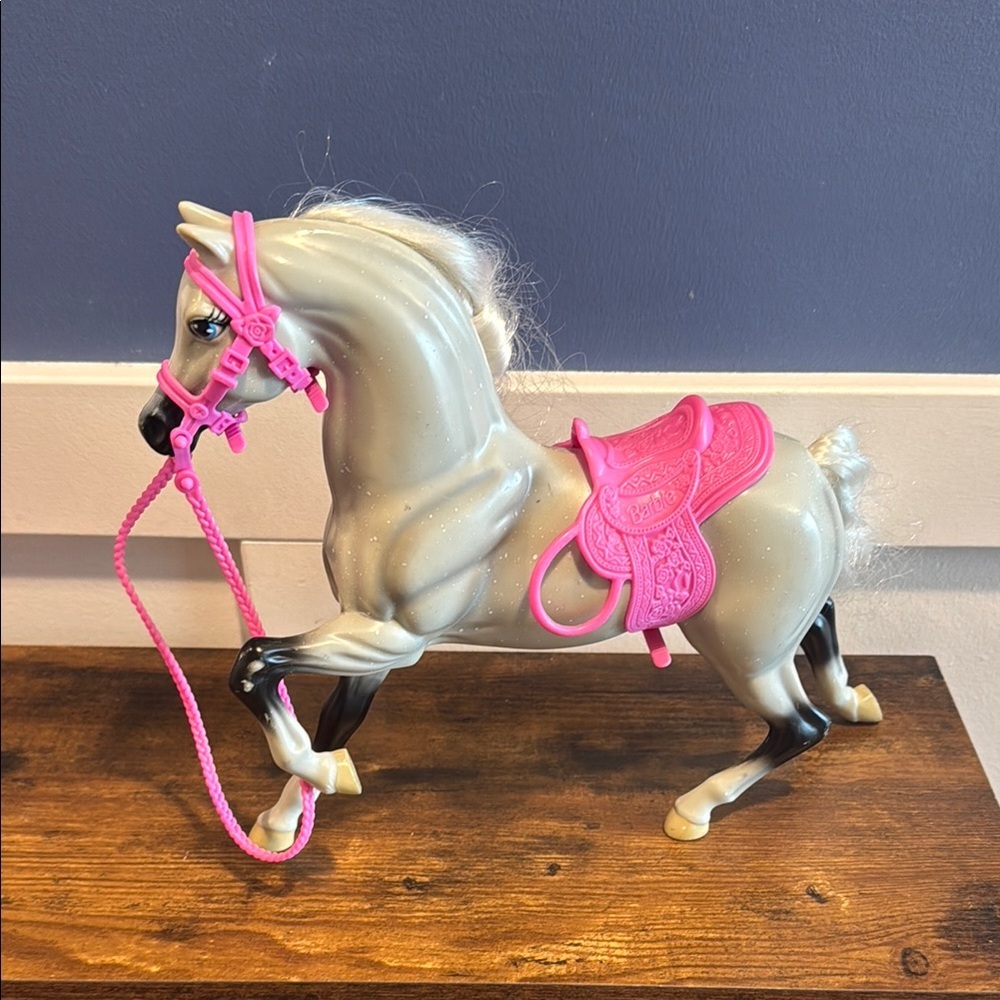 MATTEL BARBIE Vintage 1999 grey Horse BRUSHABLE BEAUTIES plastic toy HORSE